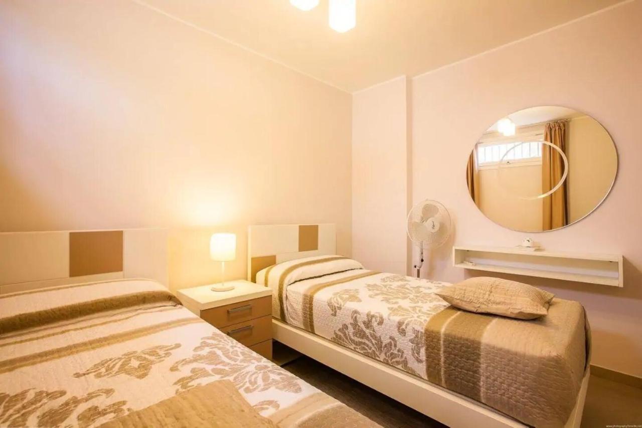 1 Bedroom Apartment For 4 People In Tenerife أذيخي المظهر الخارجي الصورة